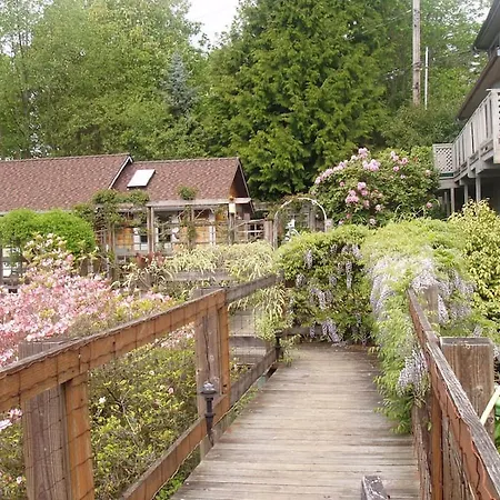 Sea To Sky Villa Burien Exterior photo